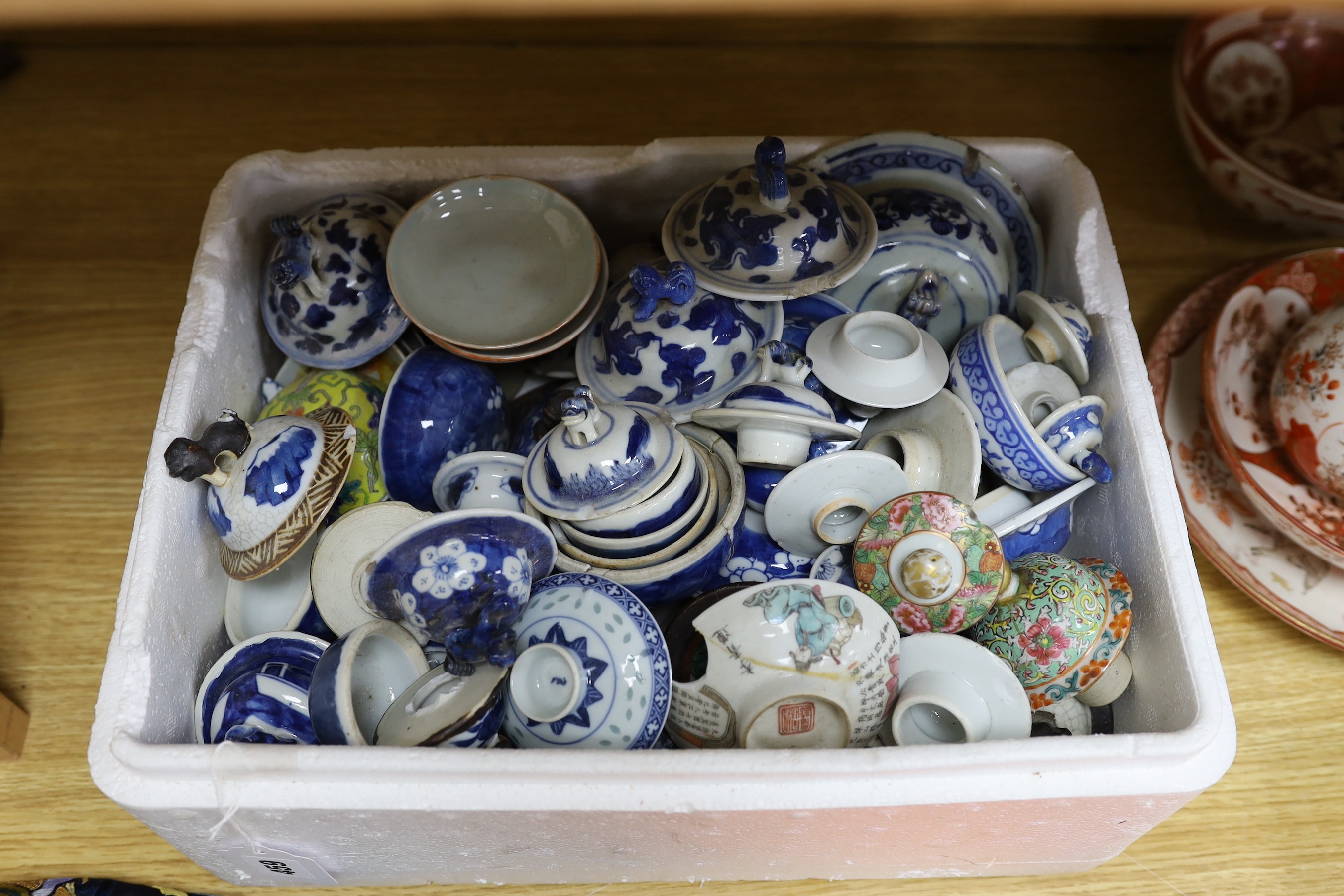 A large collection of Chinese porcelain covers, Qing dynasty and later